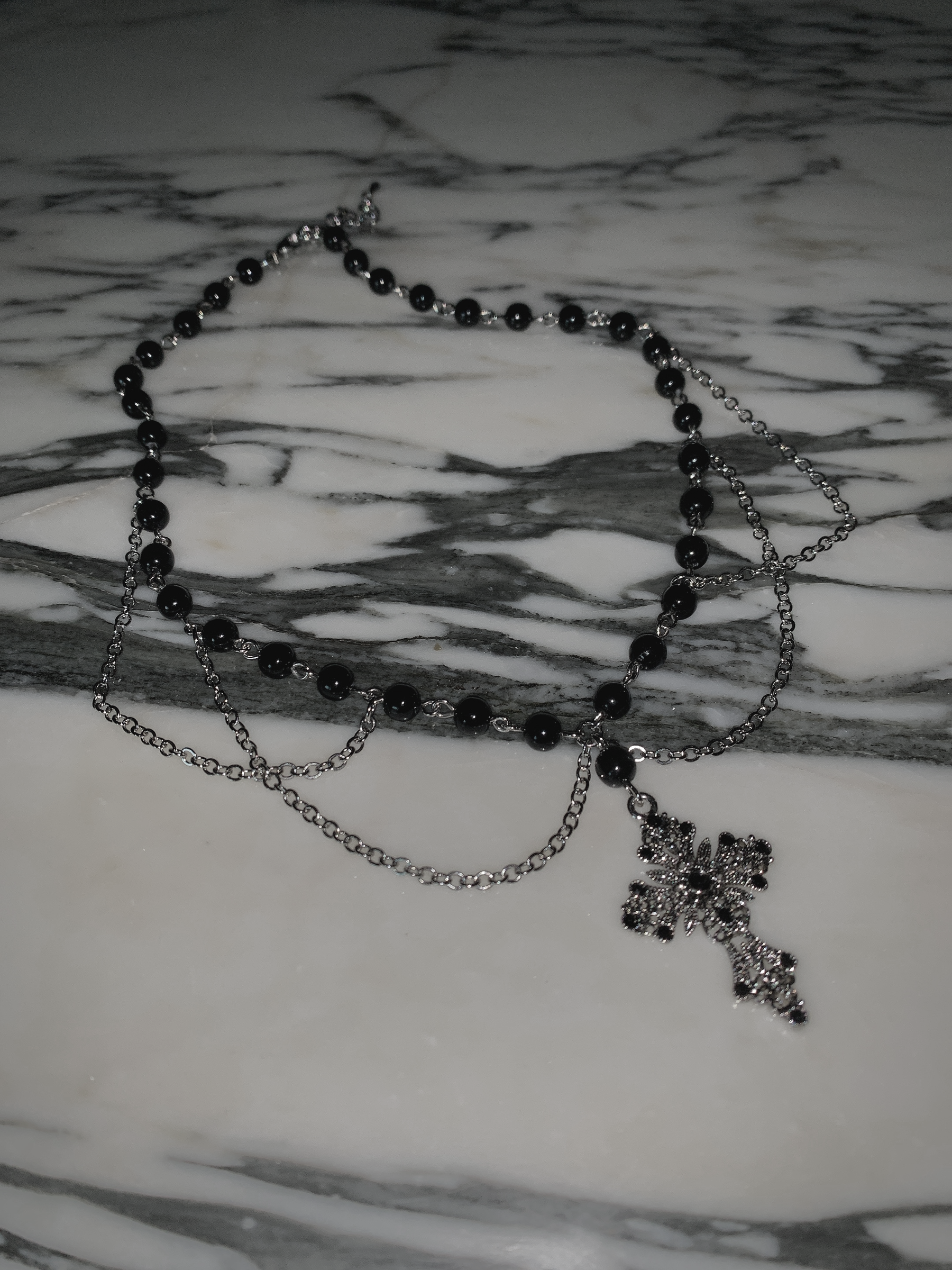 [only suzen] Requiem Cross Black Pearl Necklace
