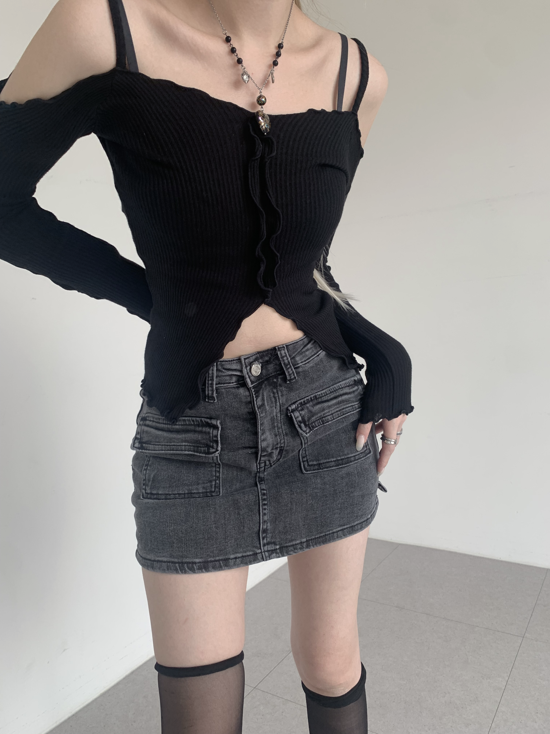 Yuki Pocket Black Denim Skirt