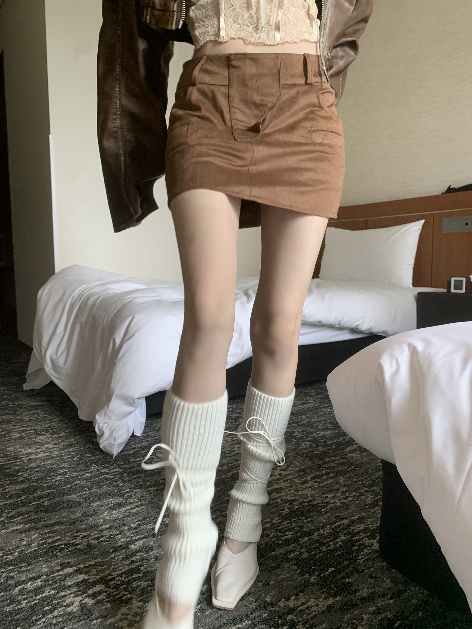 lora suede low-waist skirt (brown)