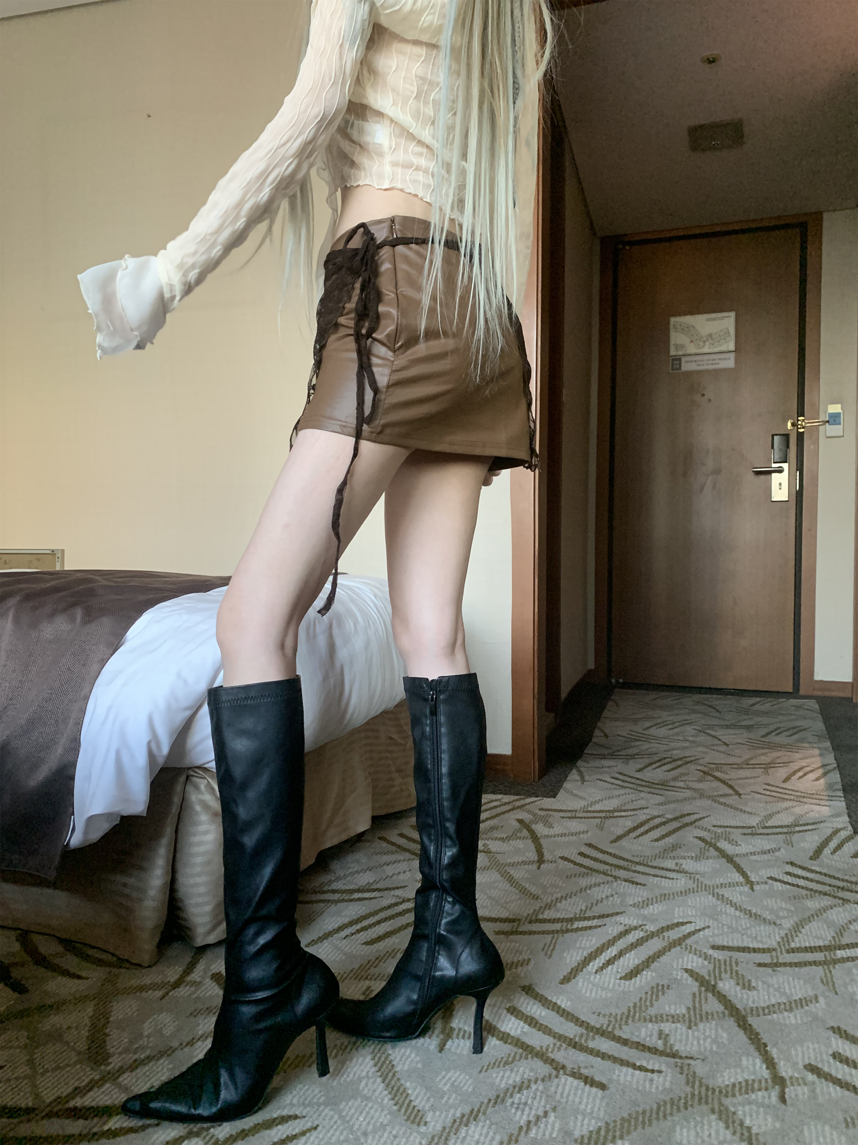 Nafia Leather Mini Skirt (2color)