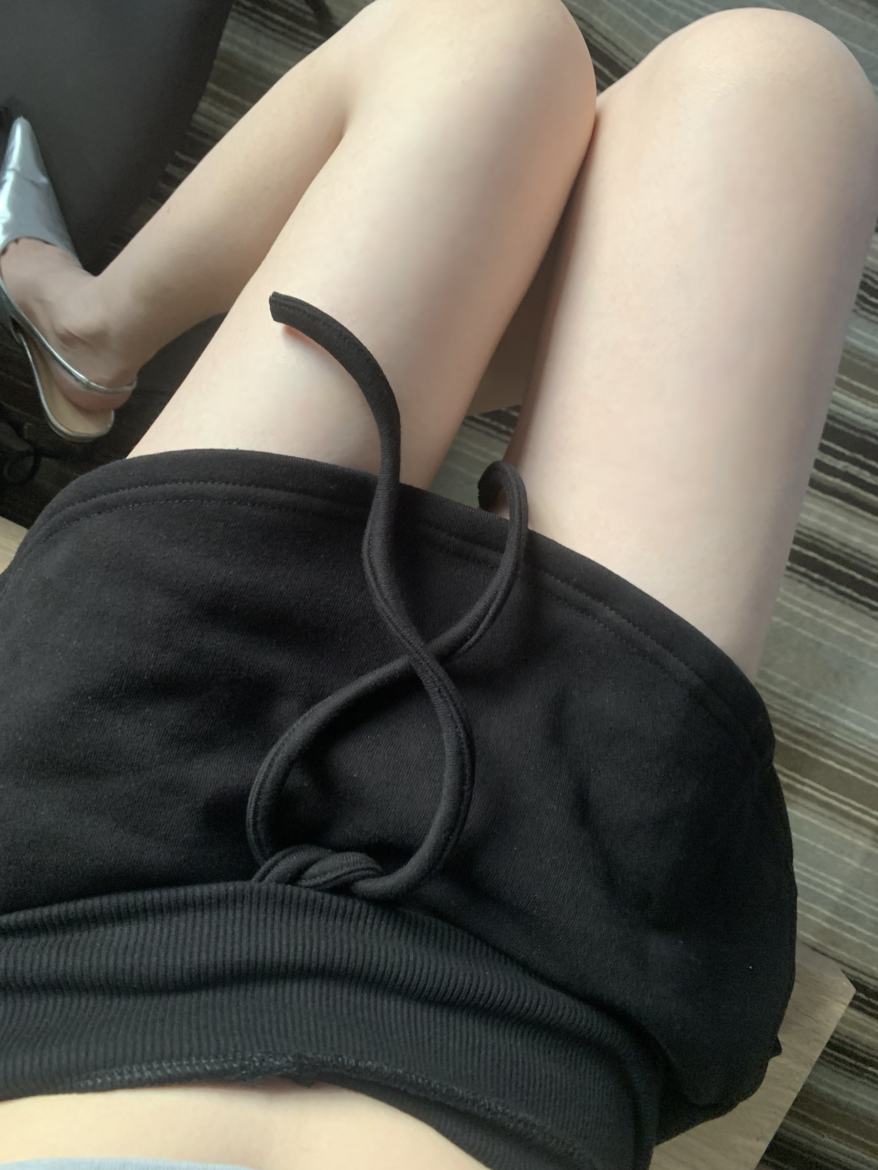 roship training pants skirt (black)