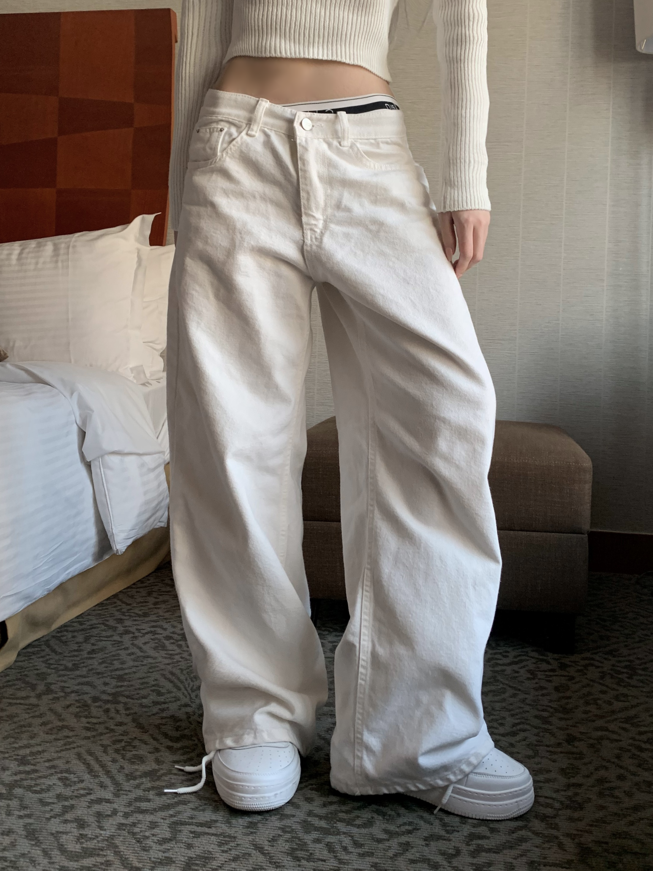 Siena White Low-Rise Pants